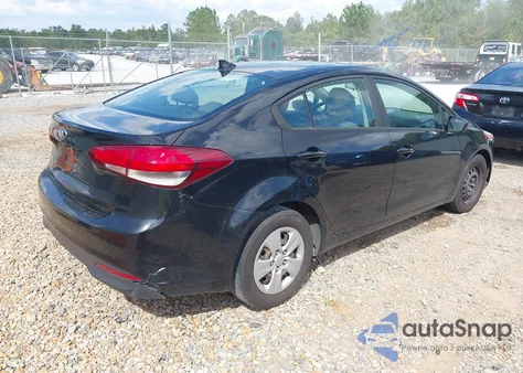 2017 Kia Forte Lx z USA, uszkodzony, nr VIN 3KPFK4A79HE029183